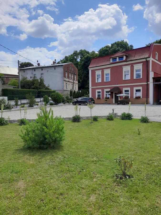 Gosciniec W Starym Mlynie Hotel Biala Prudnicka Eksteriør billede